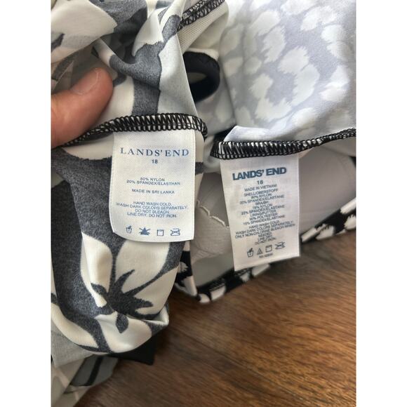 Lands End Tankini Top 18 Lot of 2 Black White Floral - Picture 8 of 8